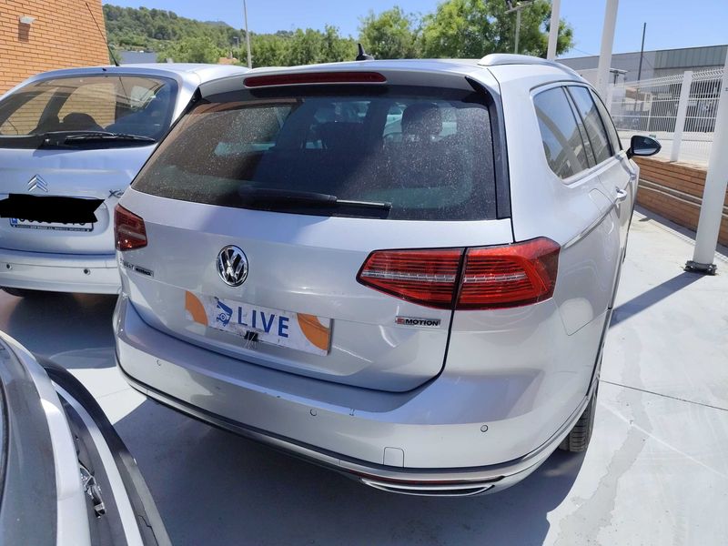Volkswagen Passat Alltrack 2.0 TSI 4Motion BlueMotion Tech 2017 – снимка 4