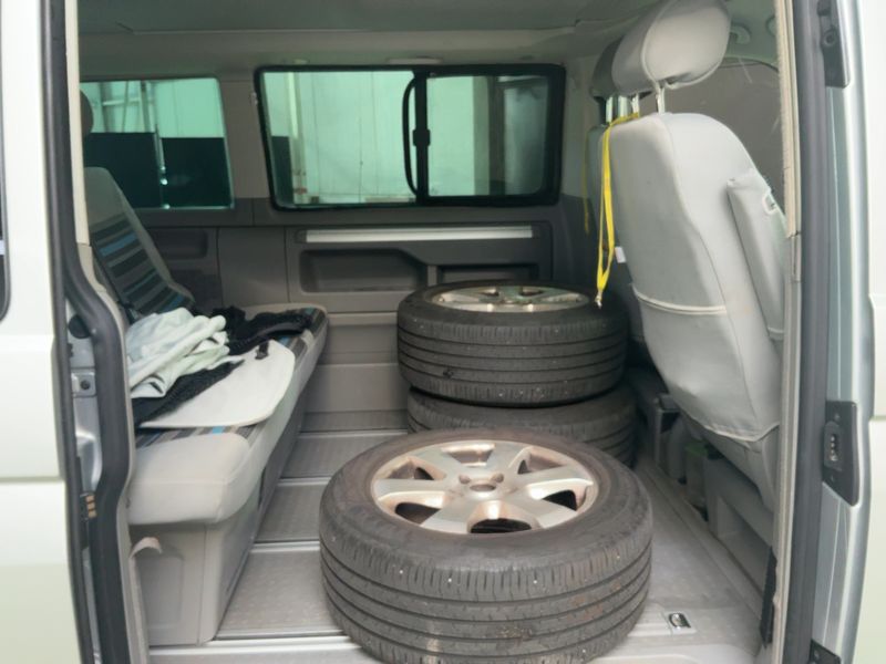 Volkswagen T5 California 2.0 TDI Beach Aufstelldach 2012 – снимка 20