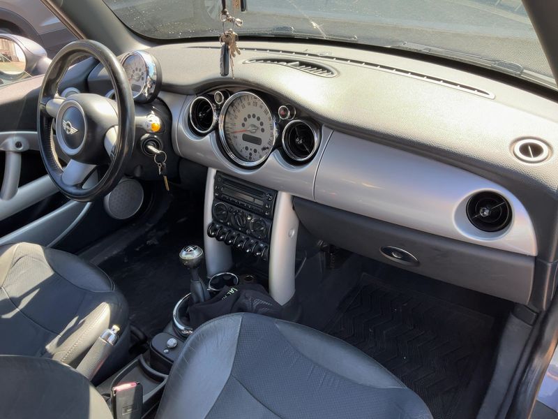 MINI Cabrio Cooper 2007 – снимка 17