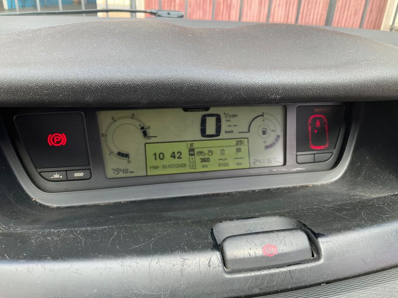 Citroen C4 Picasso 1.6 HDi Cool 2010 – снимка 15
