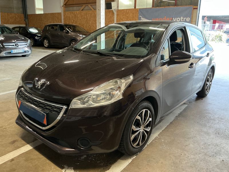 Peugeot 208 1.2 VTi Active 2013 – снимка 1