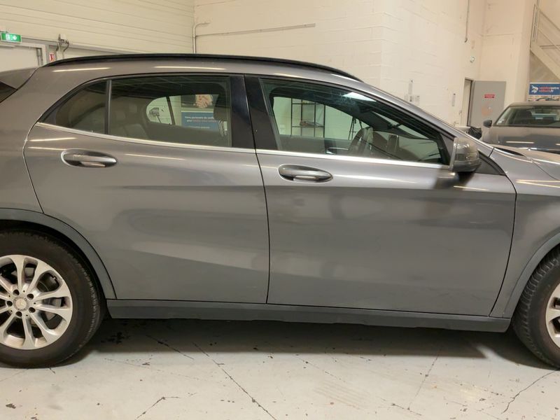 Mercedes-Benz GLA-Klasse GLA 180 d Inspiration 2016 – снимка 10