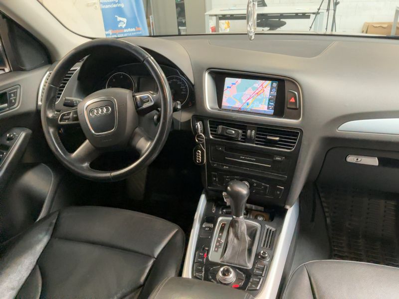 Audi Q5 2.0 TDI quattro 2012 – снимка 17