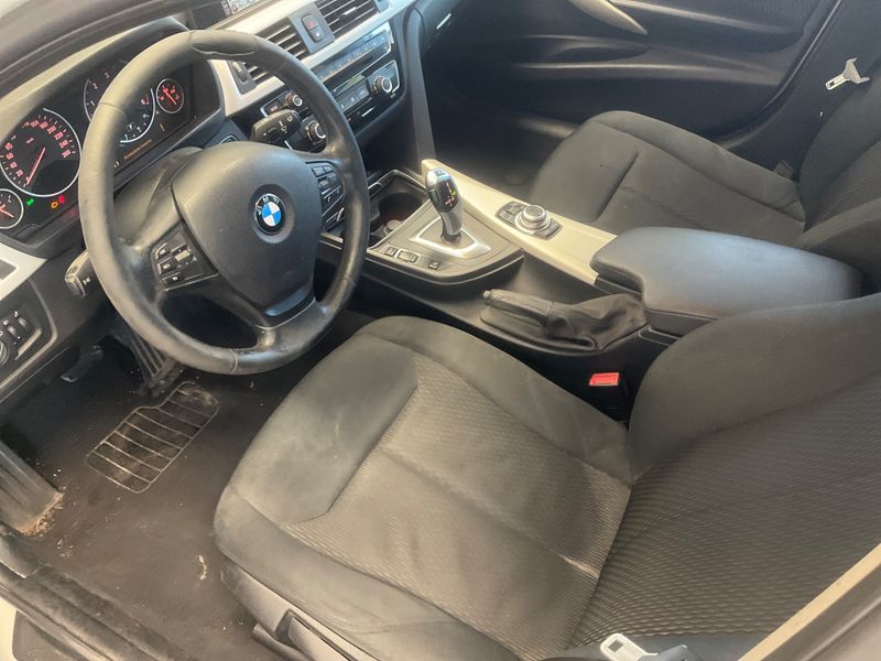 BMW 3er 318d Advantage 2016 – снимка 23