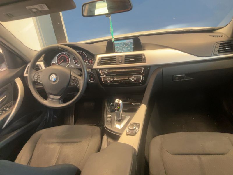 BMW 3er 318d Advantage 2016 – снимка 17