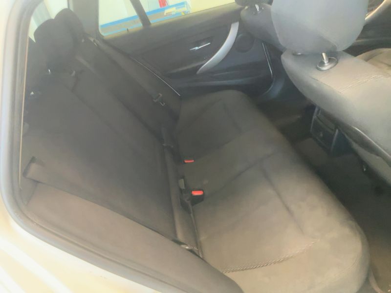 BMW 3er 318d Advantage 2016 – снимка 19
