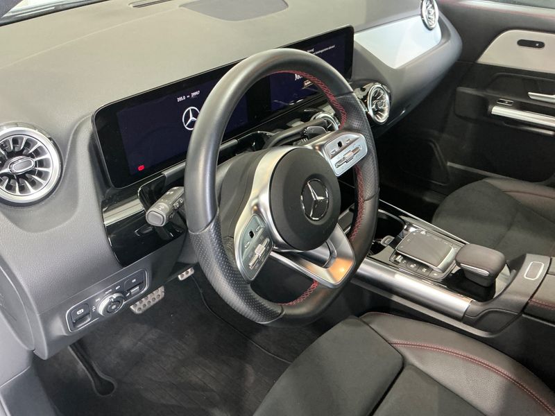 Mercedes-Benz GLA-Klasse GLA 200 AMG Line 2022 – снимка 22