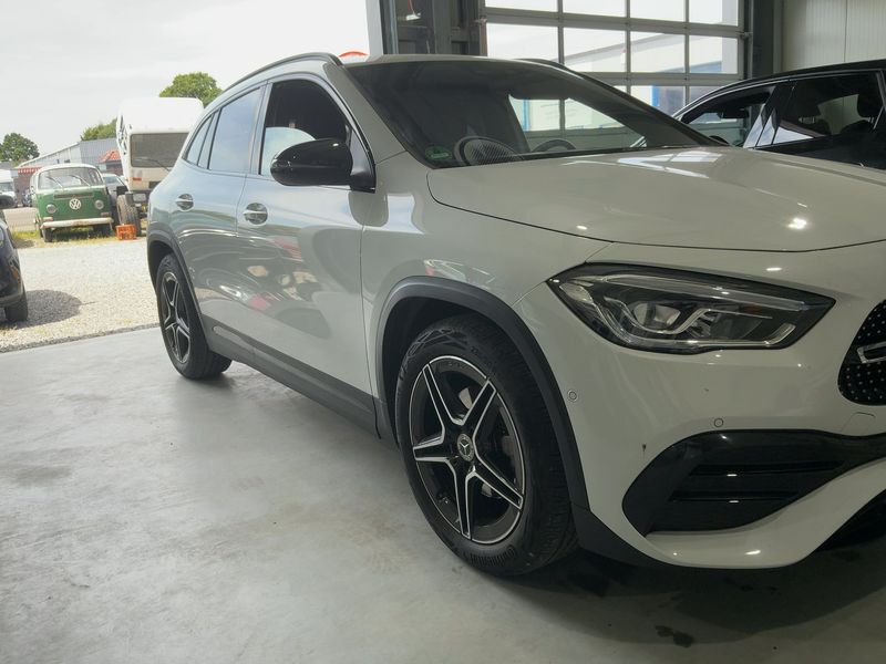 Mercedes-Benz GLA-Klasse GLA 200 AMG Line 2022 – снимка 12