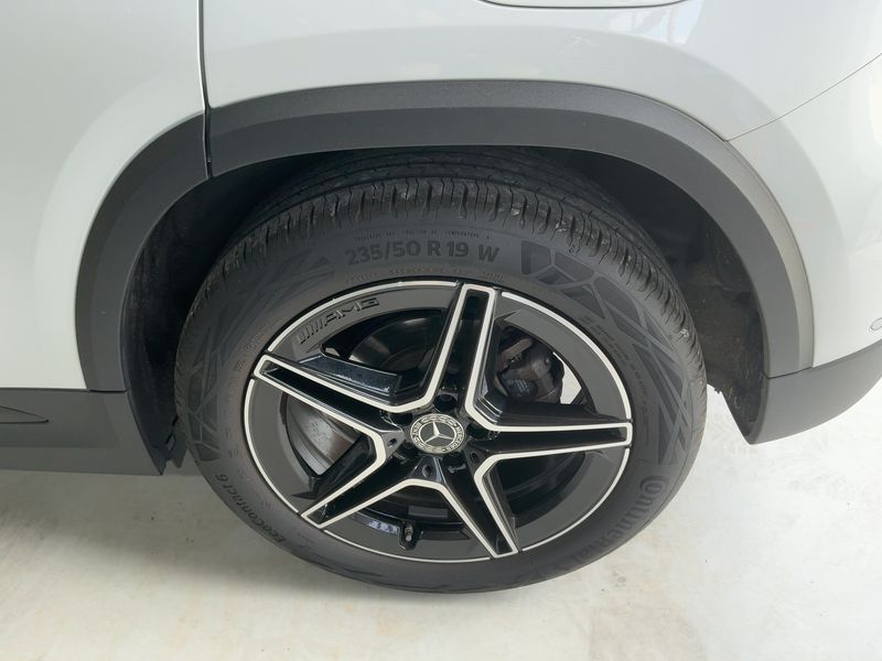 Mercedes-Benz GLA-Klasse GLA 200 AMG Line 2022 – снимка 5