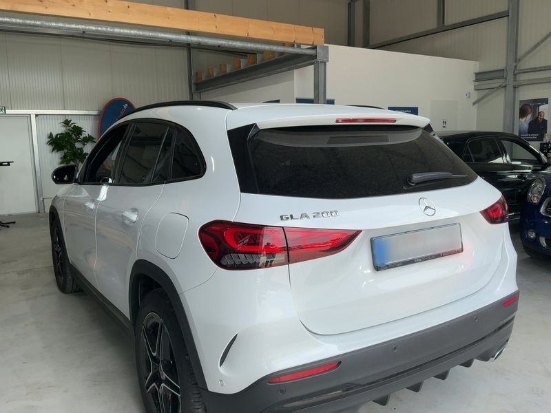 Mercedes-Benz GLA-Klasse GLA 200 AMG Line 2022 – снимка 6