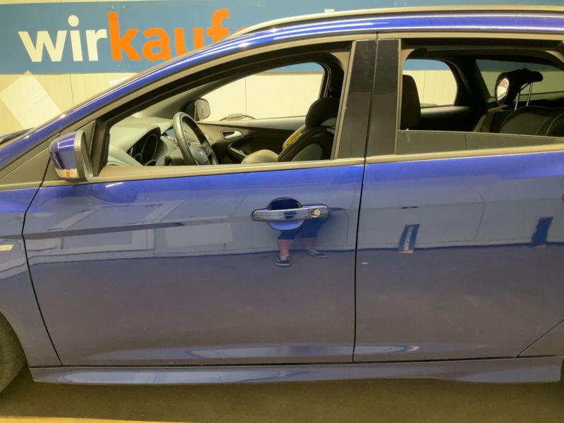 Ford Focus 1.0 EcoBoost ST-Line 2018 – снимка 4