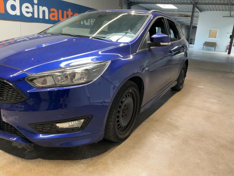 Ford Focus 1.0 EcoBoost ST-Line 2018 – снимка 2