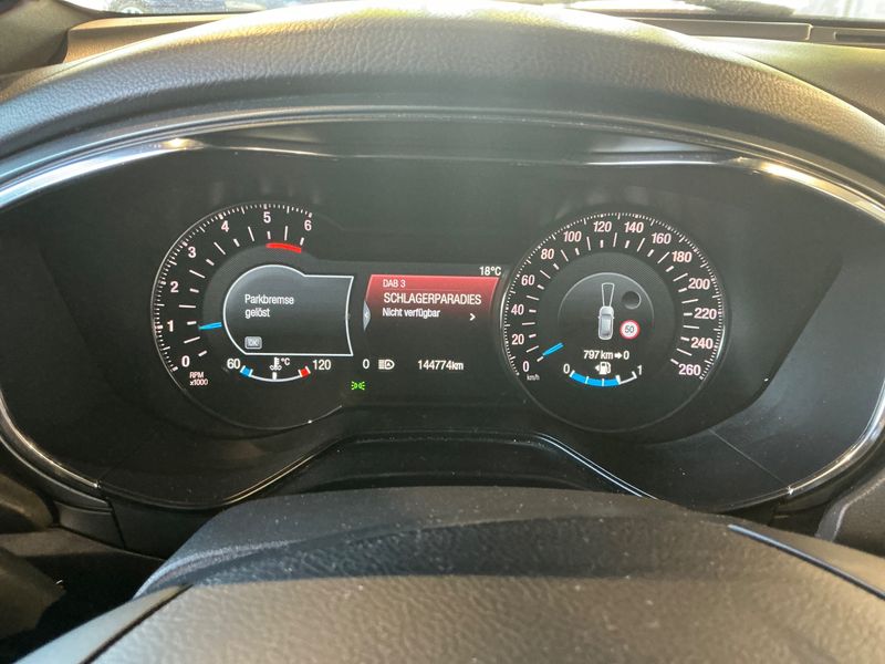 Ford Mondeo 2.0 TDCi ST-Line 2017 – снимка 19