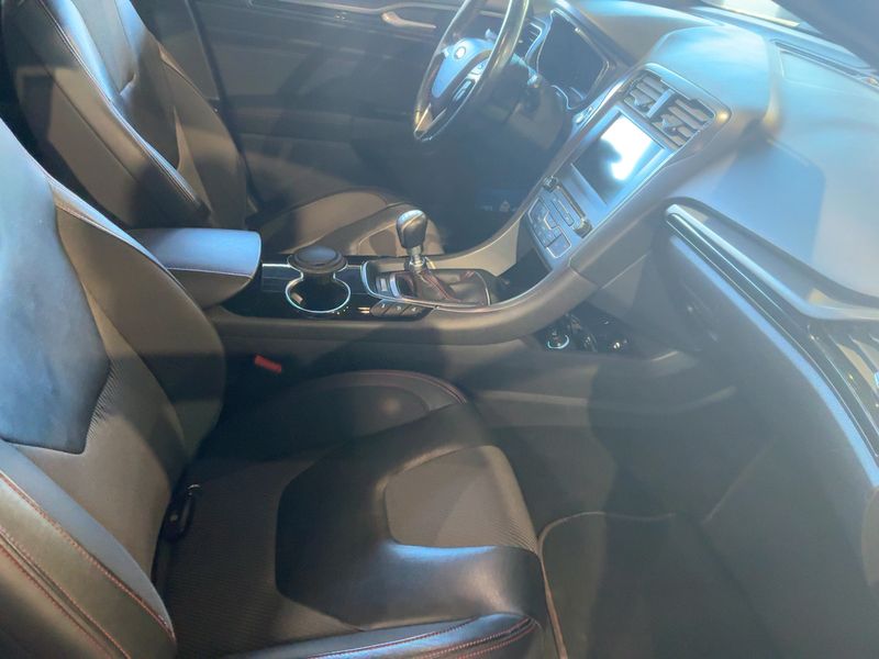 Ford Mondeo 2.0 TDCi ST-Line 2017 – снимка 17