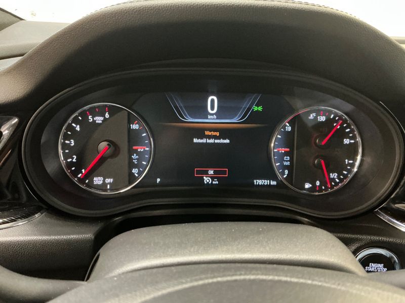 Opel Insignia Sports Tourer 2.0 CDTI Innovation 2018 – снимка 19