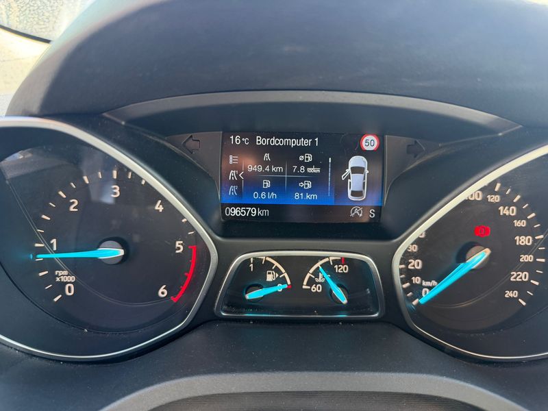 Ford Kuga 2.0 TDCi ST-Line 2017 – снимка 29
