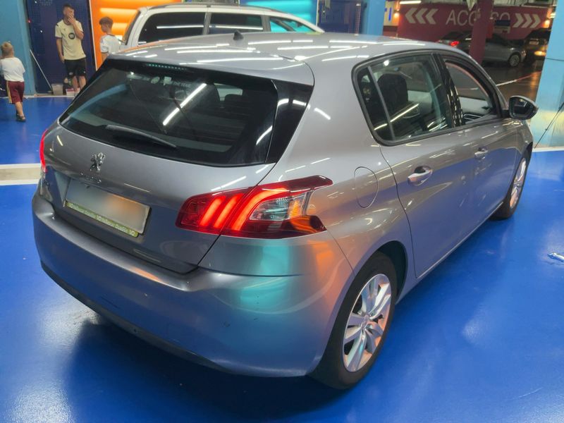 Peugeot 308 1.6 HDi Active 2015 – снимка 8