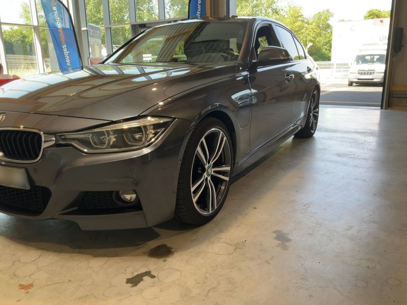BMW 3er 330e M Sport 2016 – снимка 2