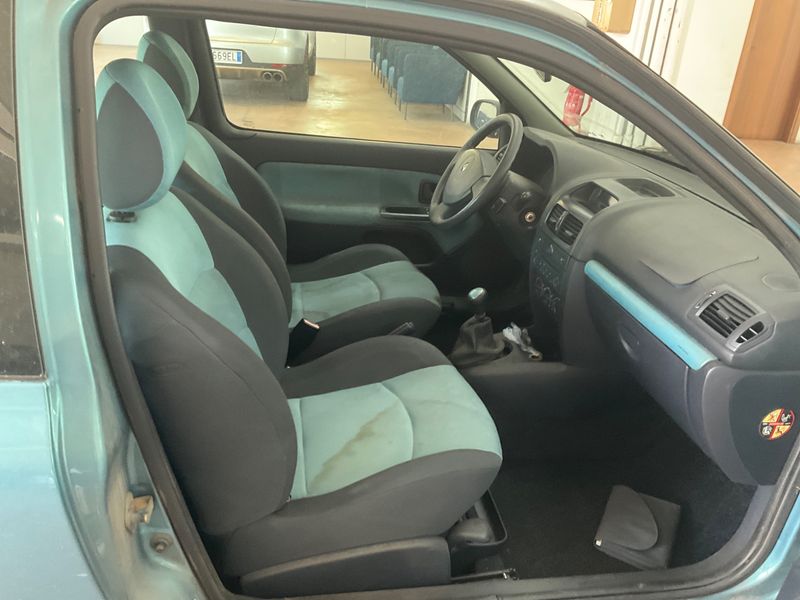 Renault Clio 1.2 Expression 2002 – снимка 3