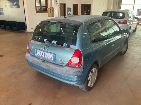Renault Clio 1.2 Expression 2002 – снимка 2