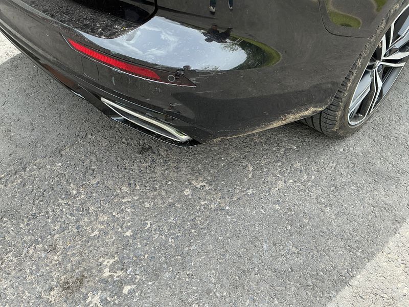 Volvo V60 2.0 T6 Plug-in Hybrid R-Design AWD 2020 – снимка 34