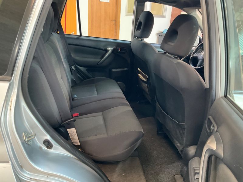 Toyota RAV 4 2.0 4x4 2004 – снимка 19