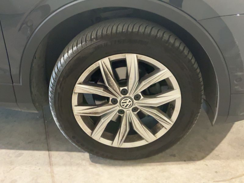 Volkswagen Tiguan 2.0 TDI Executive 4Motion BlueMotion Tech 2016 – снимка 11