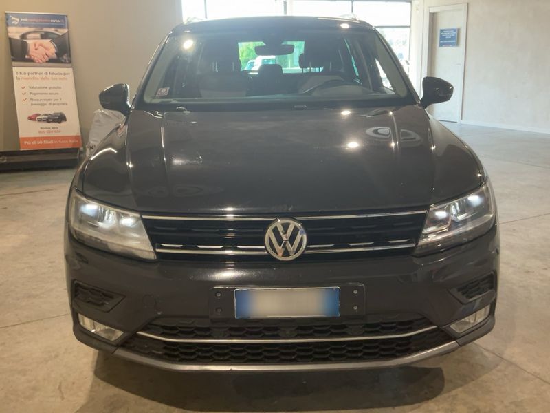 Volkswagen Tiguan 2.0 TDI Executive 4Motion BlueMotion Tech 2016 – снимка 14