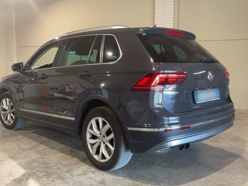 Volkswagen Tiguan 2.0 TDI Executive 4Motion BlueMotion Tech 2016 – снимка 6