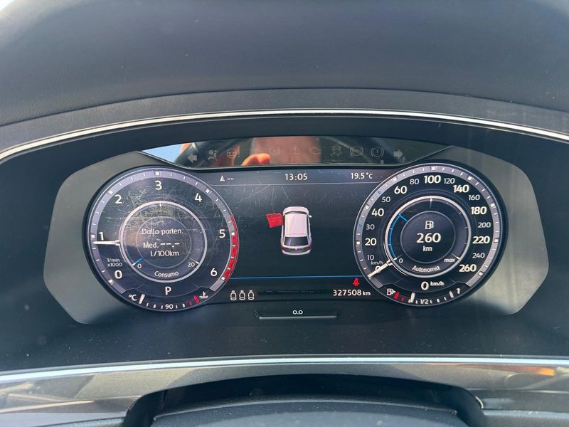 Volkswagen Tiguan 2.0 TDI Executive 4Motion BlueMotion 2017 – снимка 12