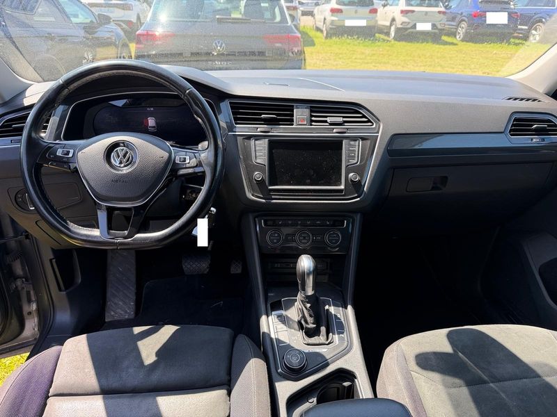 Volkswagen Tiguan 2.0 TDI Executive 4Motion BlueMotion 2017 – снимка 11