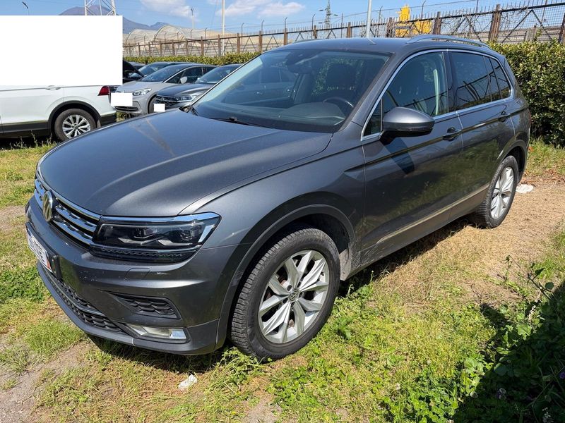 Volkswagen Tiguan 2.0 TDI Executive 4Motion BlueMotion 2017 – снимка 1