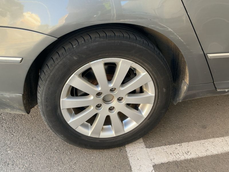 Volkswagen Passat 2.0 TDI Advance 2007 – снимка 19