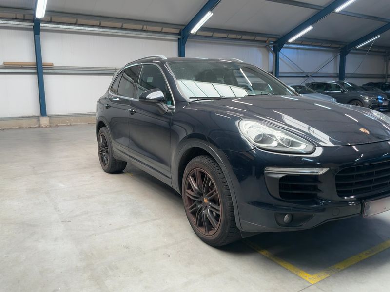 Porsche Cayenne Diesel 2016 – снимка 12