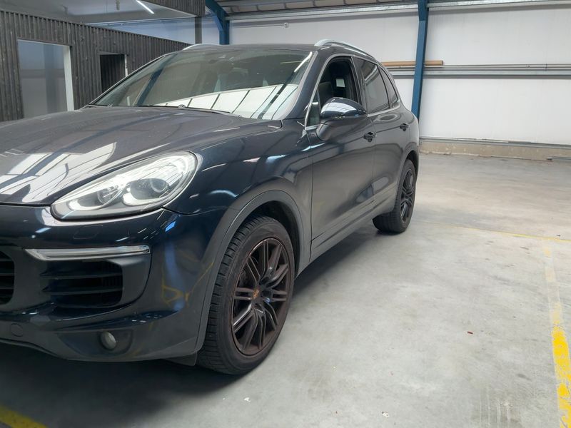 Porsche Cayenne Diesel 2016 – снимка 2