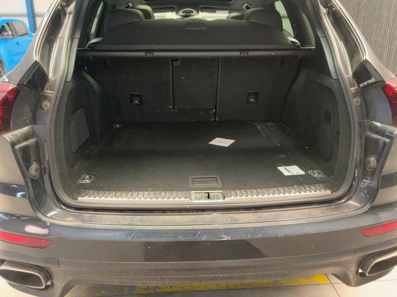 Porsche Cayenne Diesel 2016 – снимка 15