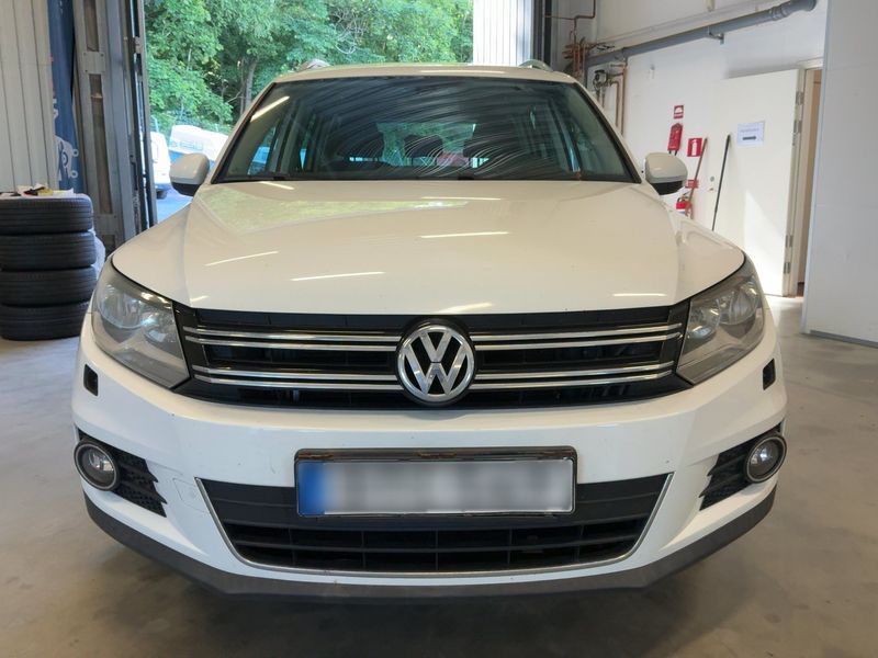 Volkswagen Tiguan 2.0 TDI Sport & Style 4Motion BlueMotion Tech 2014 – снимка 14