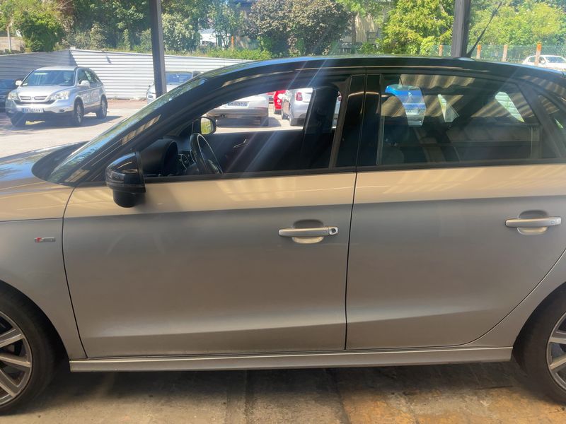 Audi A1 Sportback 1.6 TDI S line edition 2014 – снимка 4