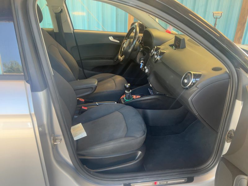 Audi A1 Sportback 1.6 TDI S line edition 2014 – снимка 16