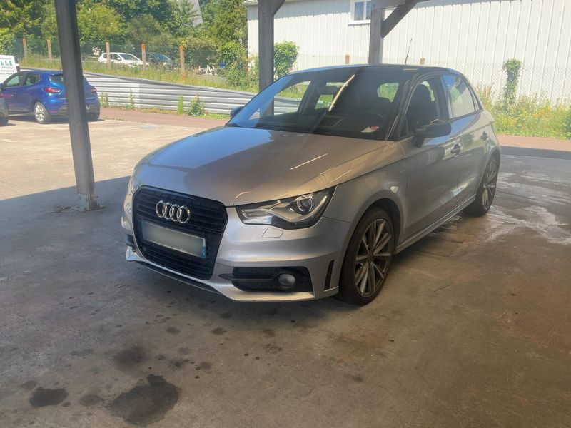 Audi A1 Sportback 1.6 TDI S line edition 2014 – снимка 1