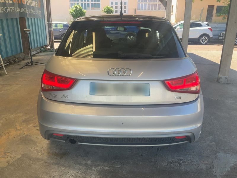 Audi A1 Sportback 1.6 TDI S line edition 2014 – снимка 7