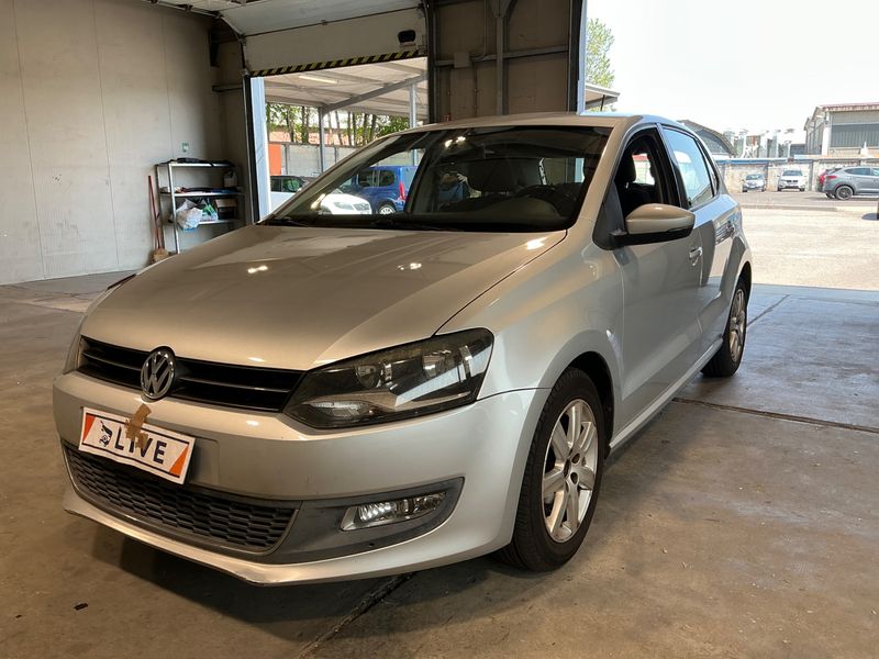 Volkswagen Polo 1.6 TDI Highline 2010 – снимка 1