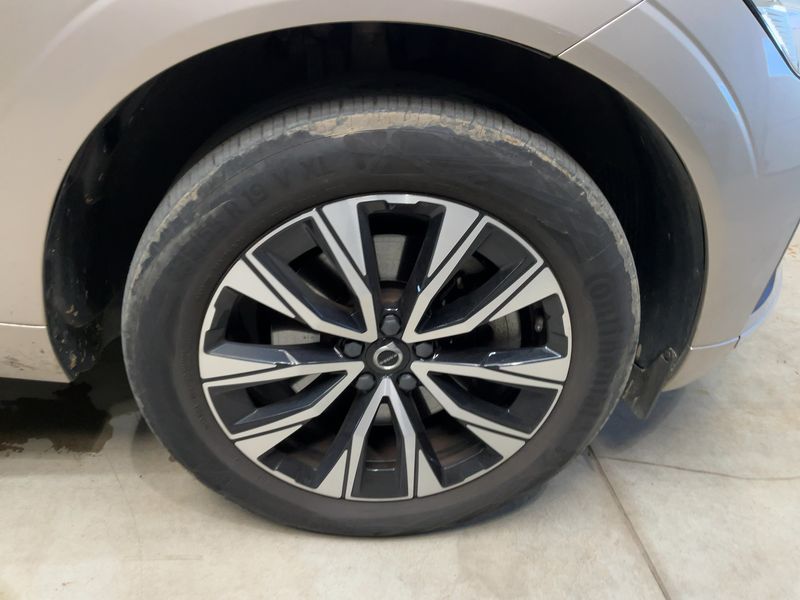 Volvo XC60 2.0 B4 Mild-Hybrid Plus Bright 2WD 2022 – снимка 11