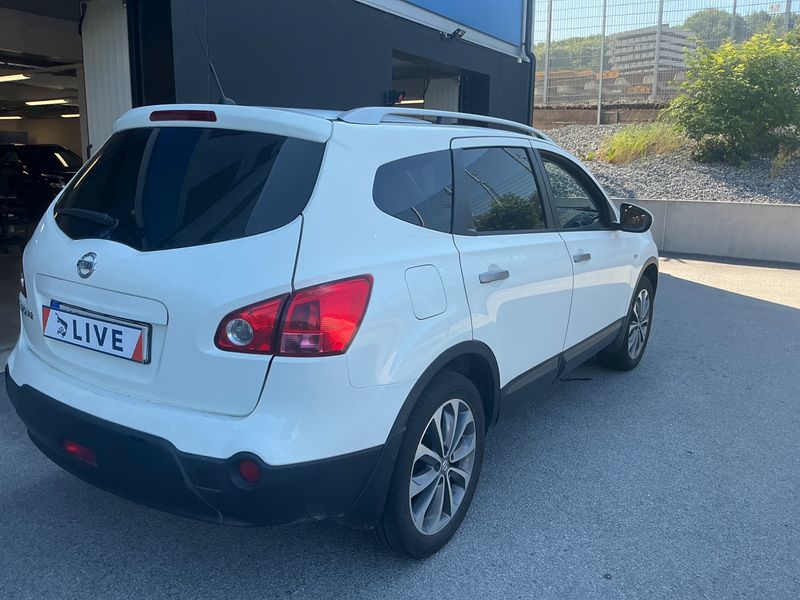 Nissan Qashqai+2 2.0 Acenta 2009 – снимка 2