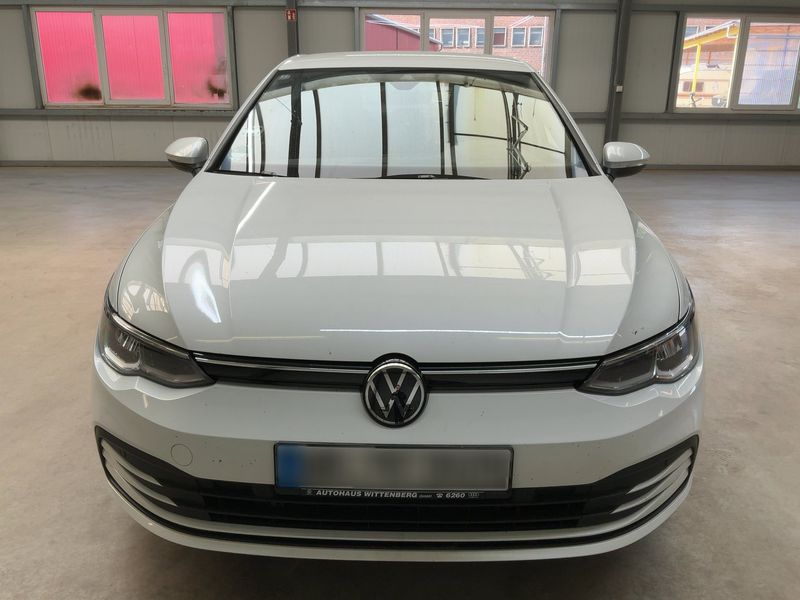 Volkswagen Golf VIII 2.0 TDI Life 2023 – снимка 14