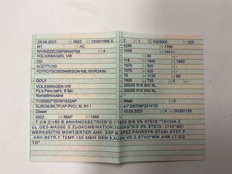 Volkswagen Golf VIII 2.0 TDI Life 2023 – снимка 20