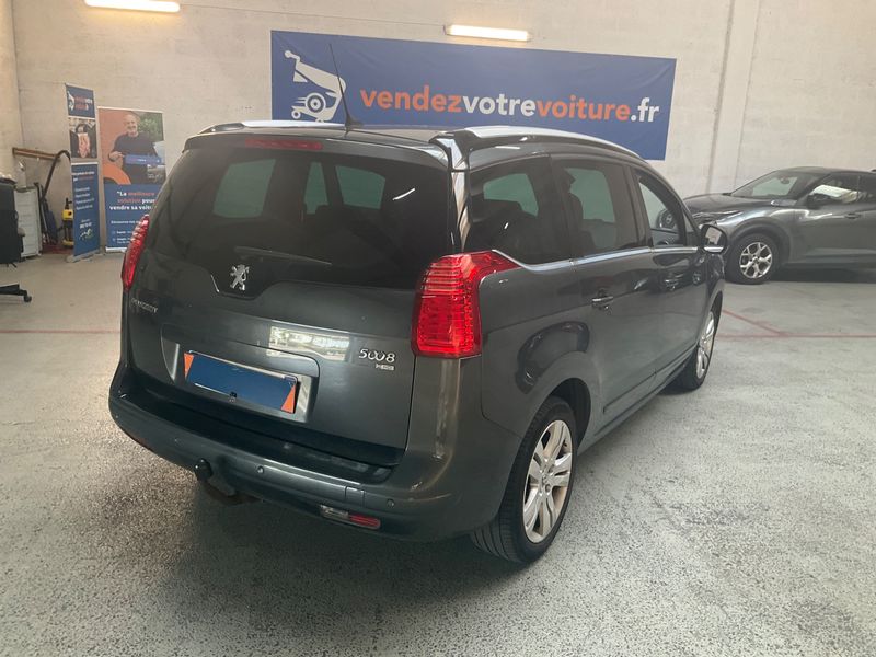 Peugeot 5008 1.6 e-HDi Allure 2012 – снимка 2