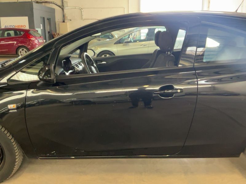 Opel Corsa 1.4 Turbo Black Edition ecoFlex 2017 – снимка 4
