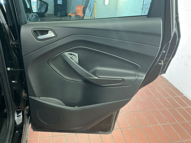 Ford Kuga 2.0 TDCi Titanium 2018 – снимка 33