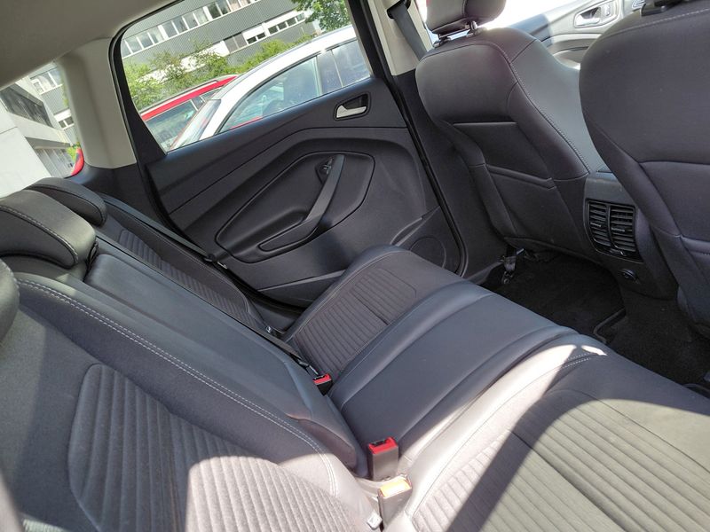 Ford Kuga 2.0 TDCi Titanium 2018 – снимка 19